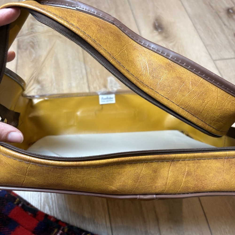VTG Pendleton Virgin Wool Plaid Stadium Blanket Robe in a Bag Case Seat Cushion - Picture 9 of 15